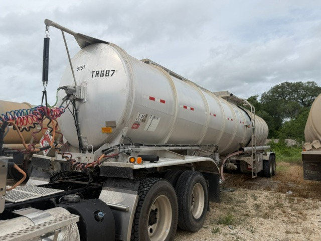 USED 2013 POLAR 9300 GAL Crude TRAILER FOR SALE 133713