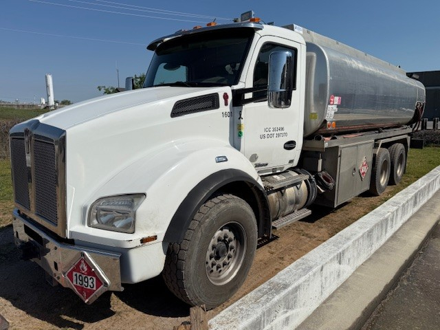 USED 2016 KENWORTH 4500 GAL Bobtail TRAILER FOR SALE 133732