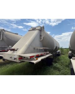 USED 2015 MAC 1050 CU FT Dry Bulk TRAILER FOR SALE