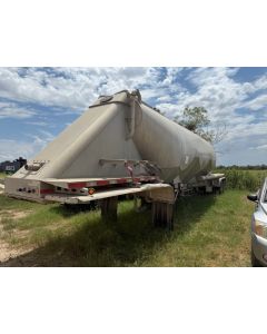 USED 2015 MAC 1050 CU FT Dry Bulk TRAILER FOR SALE