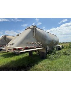 USED 2015 MAC 1050 CU FT Dry Bulk TRAILER FOR SALE
